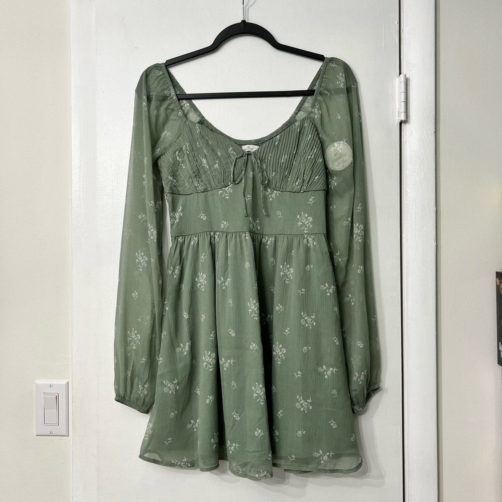 Long-Sleeve Cinch Bust Mini Dress
